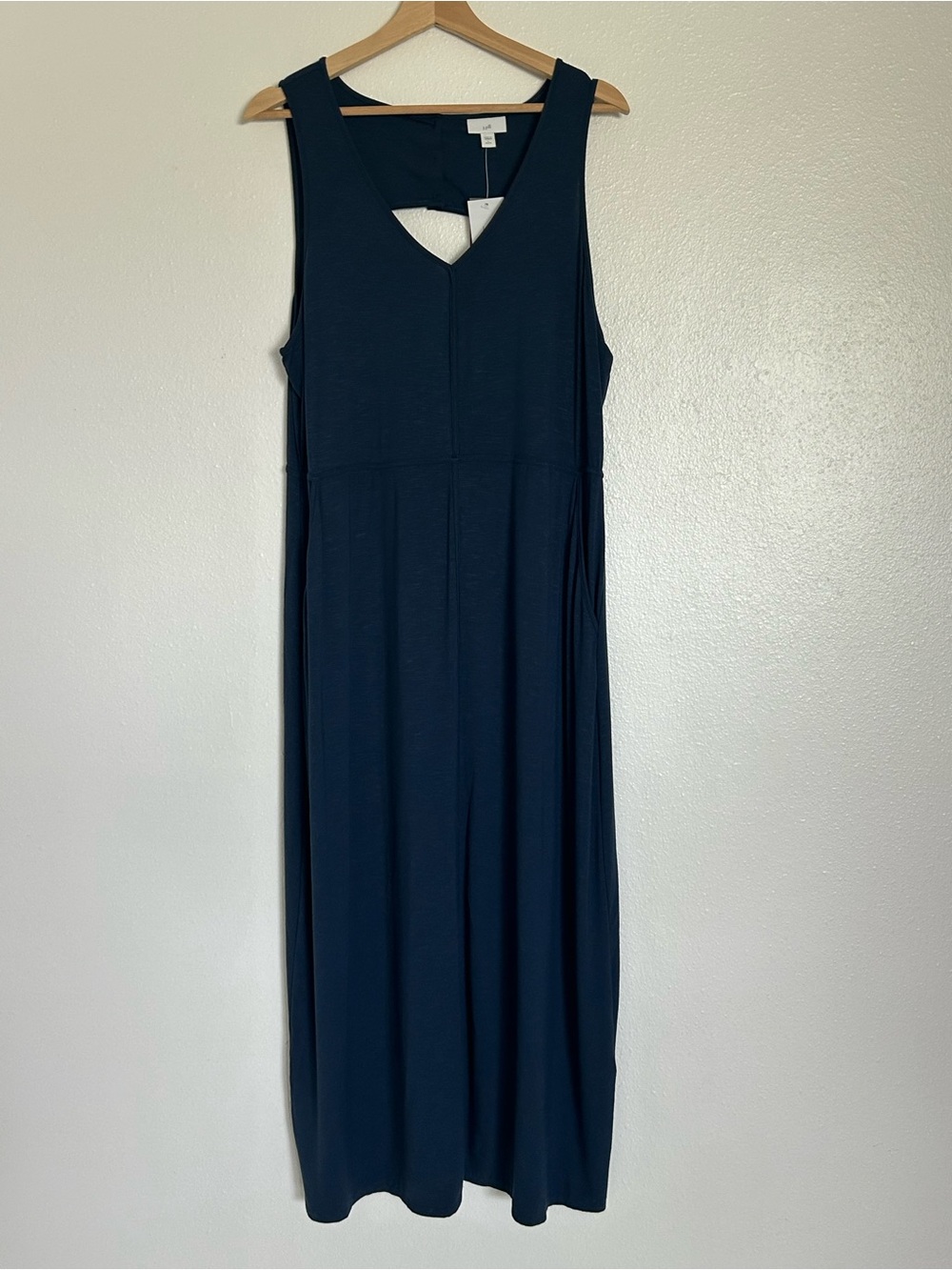 NWT J.Jill Navy Blue Sleeveless Keyhole Maxi Dress with Pockets Size Large Petit - Picture 2 of 9